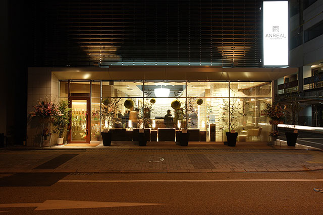 アンリアル